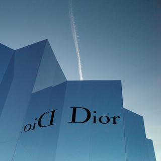 Le lieu du défilé Christian Dior de la collection printemps-été 2016 à Paris. [Keystone - Thibault Camus]