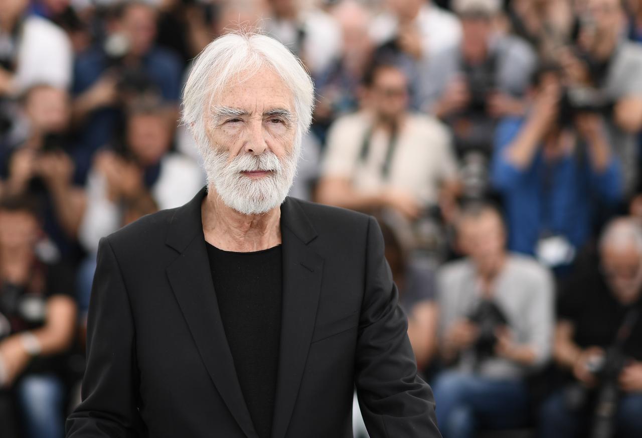 Le réalisateur Michael Haneke, lors de la présentation de son film "Happy End" au Festival de Cannes 2017. Il est un des signataires de l'appel des cinéastes pour une politique européenne ambitieuse face aux géants d'Internet. [AFP - Anne-Christine Poujoulat]