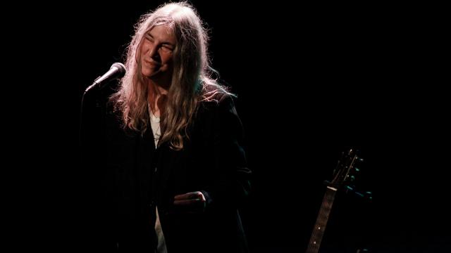 Patti Smith sur la scène de l'Alhambra à Genève, le 11 février 2017. [Antigel/Melanie Groley]