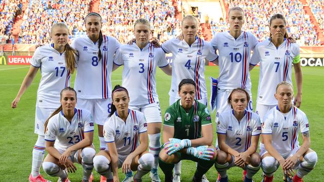 Les Islandaises affrontent l'équipe de Suisse pour leur 2e match à l'Euro. [Tobias Schwarz]