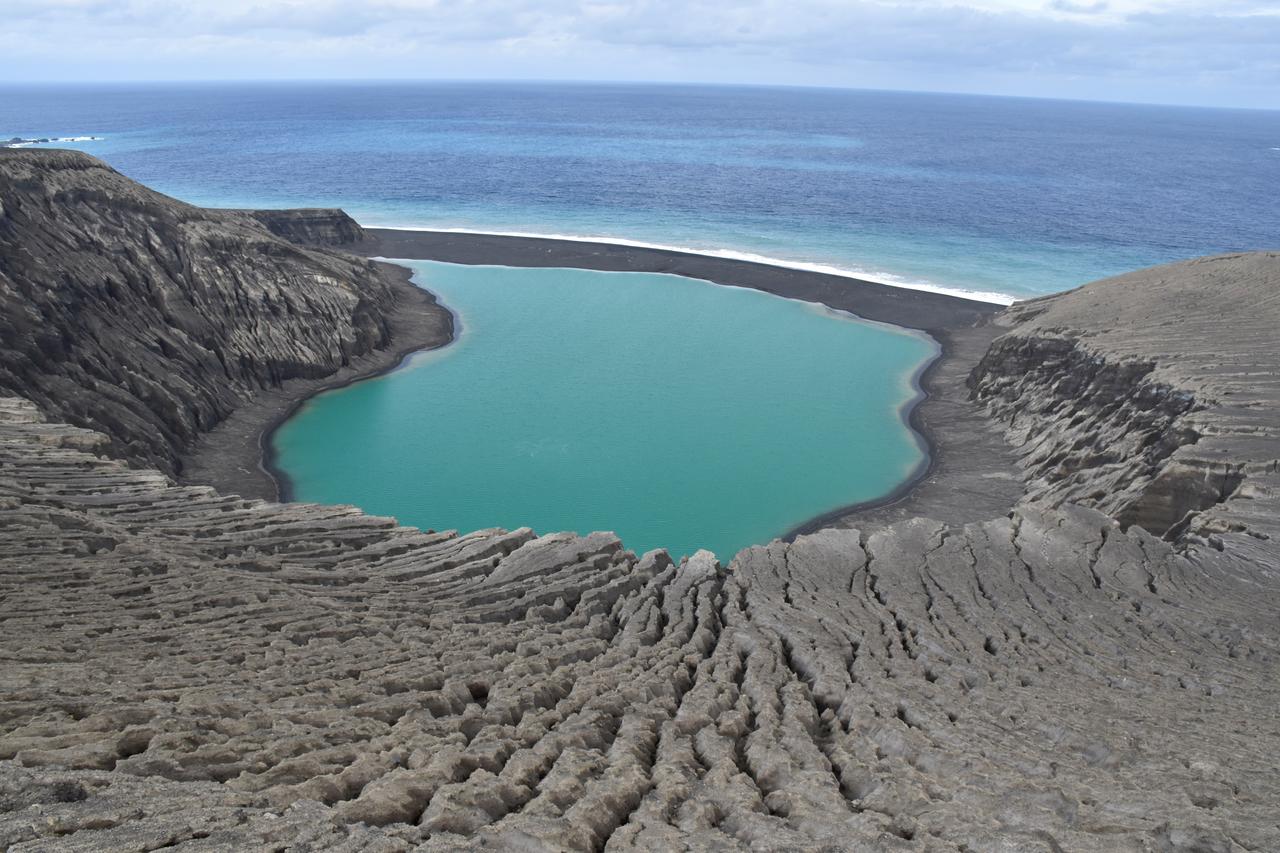 La nouvelle île de Hunga Tonga-Hunga Ha'apai. [AFP - NASA]