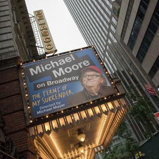 L'affiche de la nouvelle pièce de Michael Moore à Broadway. [AFP - Mike Pont - Getty Images]