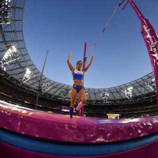 La Grecque Ekaterini Stefanidi participera à un concours de saut à la perche dans la gare de Zurich. [AFP - Andrej Isakovic]