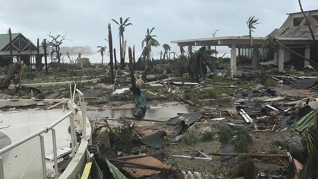 Les dégâts provoqués par le passage de l'ouragan Irma sur l'île de St-Martin. [Keystone - Jonathan Falwell]