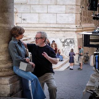 L'actrice Michelle Williams et le réalisateur Ridley Scott sur le tournage de "Tout l'argent du monde". [allocine.fr - Fabio Lovino]