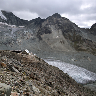 Les Suisses prennent le réchauffement climatique très au sérieux (ici le glacier de Moiry). [Keystone - Anthony Anex]