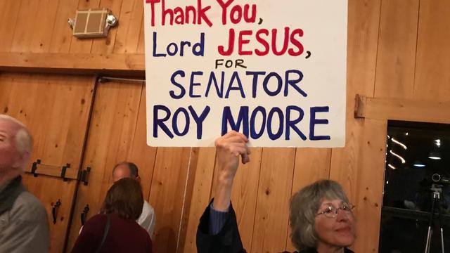 Une supportrice du candidat républicain Roy Moore lors d'un meeting à Fairhope (Alabama). [RTS - Raphaël Grand]