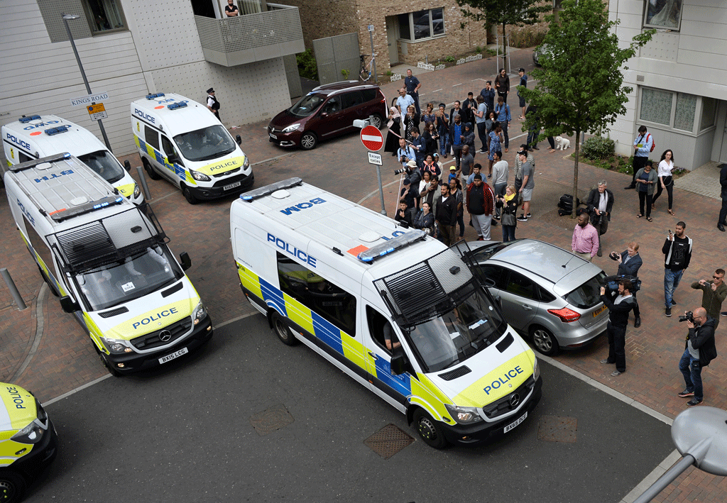 12 personnes ont été arrêté dans l'Est de Londres. [Reuters - Hannah McKay]