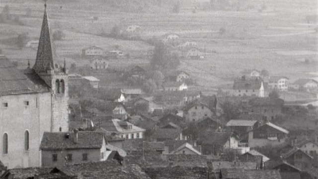 Le village de Lens en 1966. [RTS]
