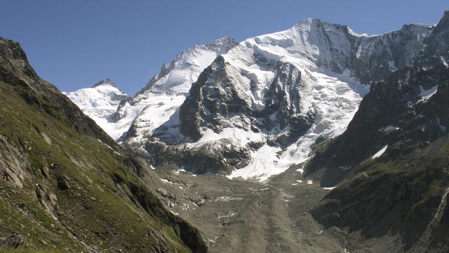 Le glacier au-dessus de Zinal. [Keystone - Arno Balzarini]