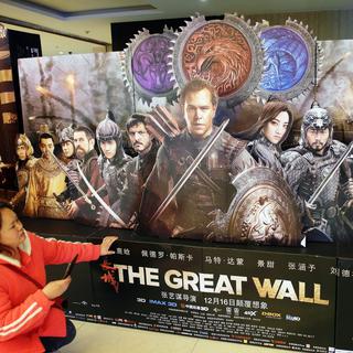 Une affiche du film "La Grande Muraille" dans un cinéma chinois. [AFP - Yi chang - Imaginechina]