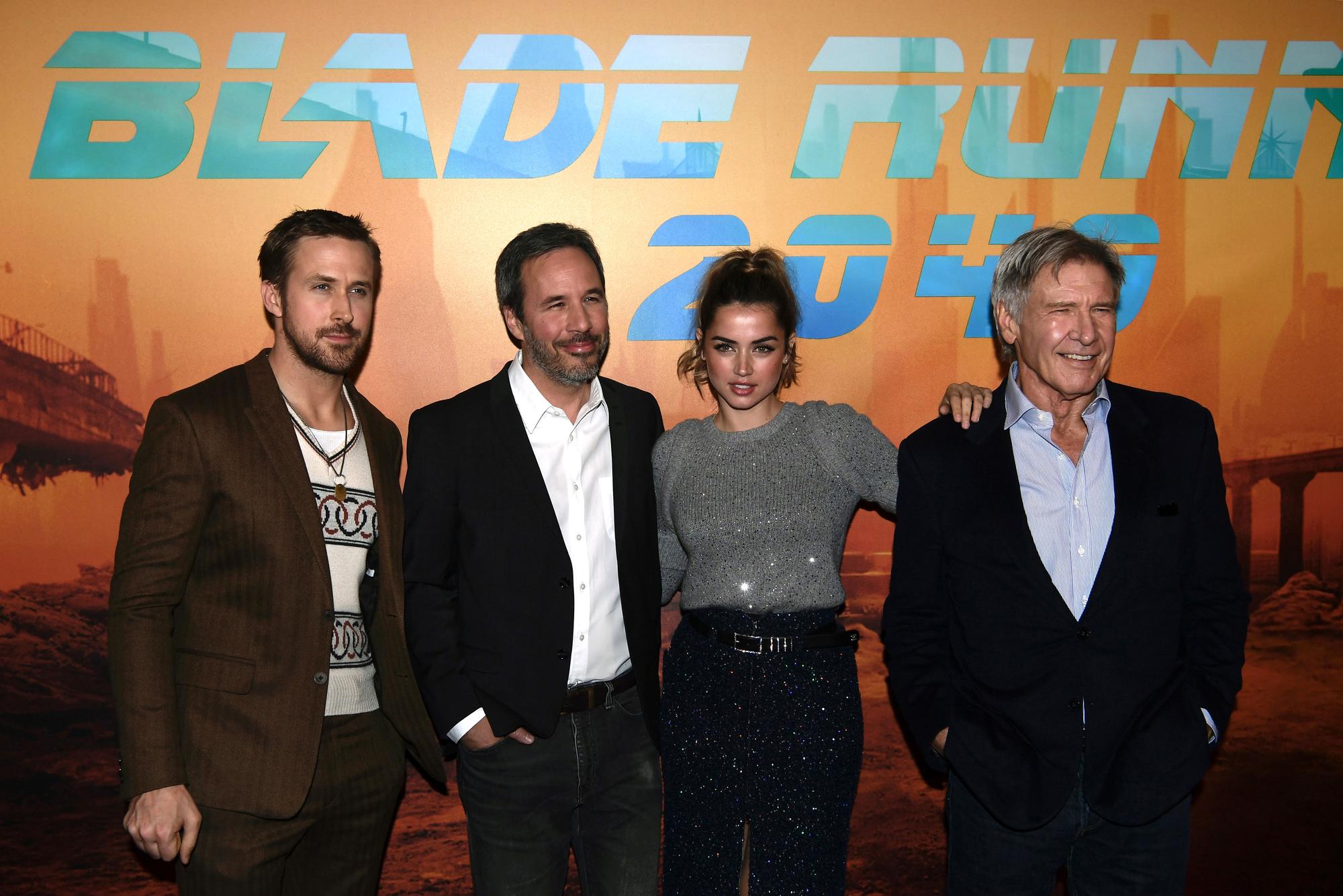 Les acteurs du film "Blade Runner 2049" pose à Paris en septembre 2017. [AFP - Philippe Lopez]
