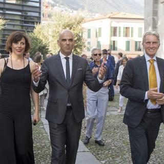 Alain Berset en compagnie de sa femme et du président du Festival de Locarno. [Keystone - Urs Flueeler]