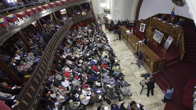 L'Assemblée constituante a annoncé "assumer le pouvoir de légiférer", au terme d'une séance à laquelle la commission de direction du Parlement avait refusé de comparaître. [EPA/AVN/Keystone]