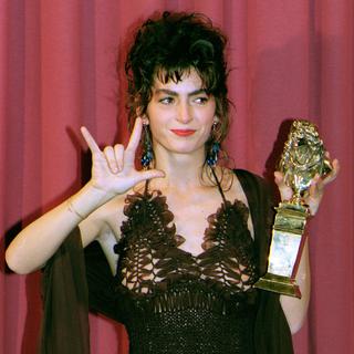 5 avril 1993: Emmanuelle Laborit remporte le Molière de la meilleure comédienne. [AFP - Pierre Verdy]