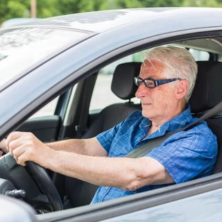 Faut-il reporter de 70 à 75 ans l'examen pour les conducteurs âgés? [AFP - Burger - Phanie]