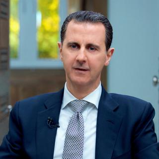 Bachar al-Assad lors d'une interview avec l'AFP à Damas le 12.04.2017. [AFP - Syrian Presidency Press Office]