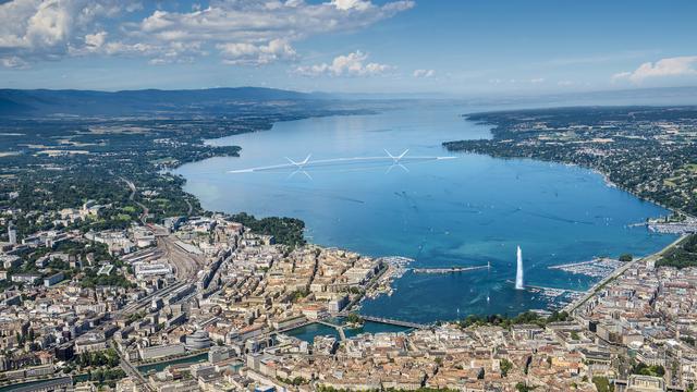 La traversée du lac vue par l'architecte Santiago Calatrava - Variante suspendu (sud) [© 2017 Calatrava Valls SA + © 2017 Photo Lightmotif-Blatt]