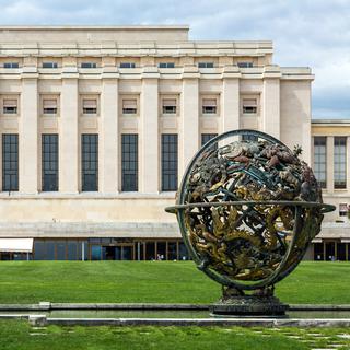 Quinze ans d’adhésion de la Suisse à l’ONU : Géopolitis au Palais des Nations [RTS - Laurent BLEUZE]