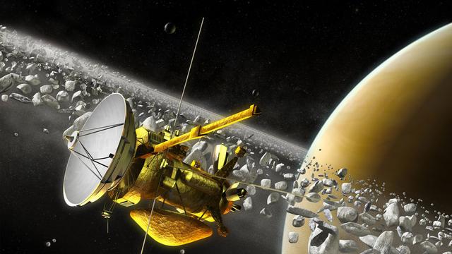 La sonde Cassini est prête à effectuer un ultime plongeon vers Saturne. [Novapix/Leemage - ©Steven Hobbs]