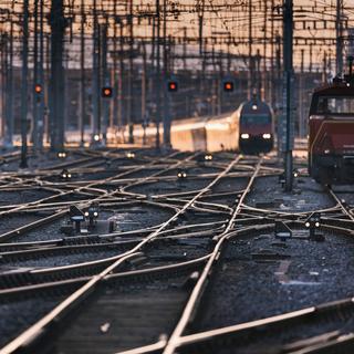 Les aiguillages à la gare de Zurich, le 28 mars 2017. [Keystone - Christian Beutler]