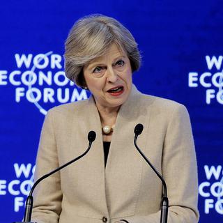 Theresa May s'exprime au Forum économique mondial de Davos. [AP Photo/Keystone - Michel Euler]