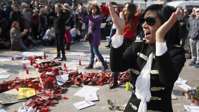 Des femmes font la grève de la faim depuis un mois dans le centre de Madrid pour protester contre la violence machiste. [EPA/Keystone - Mariscal]