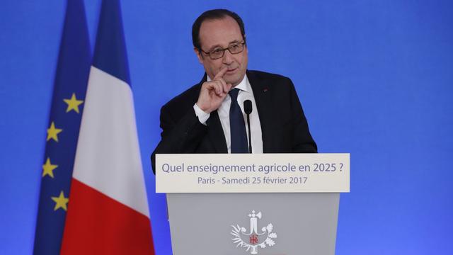 Le président français François Hollande lors d'une conférence de presse après une visite au salon de l'agriculture, le 25 février 2017. [keystone - Christian Hartmann Pool]