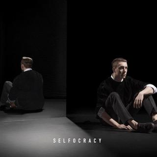 La pochette de l'album "Selfocracy" de Loïc Nottet. [DR]