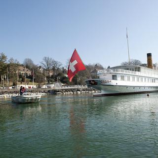 Le bateau Belle Epoque Helvétie amarré en 2012 en face du Musée Olympique à Lausanne. [Keystone - Sandro Campardo]