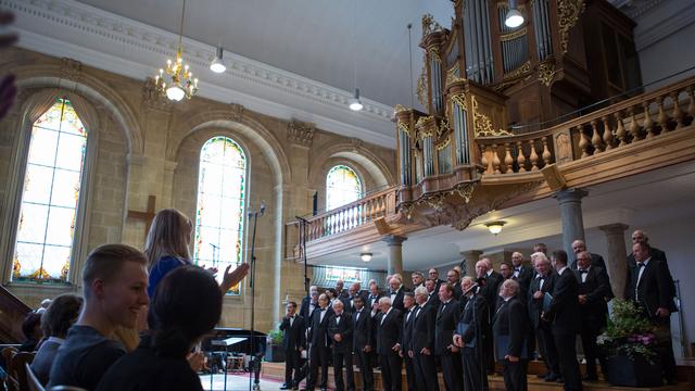 Fin du récital de la Chorale du Brassus, au Temple. [RTS - Jay Louvion]