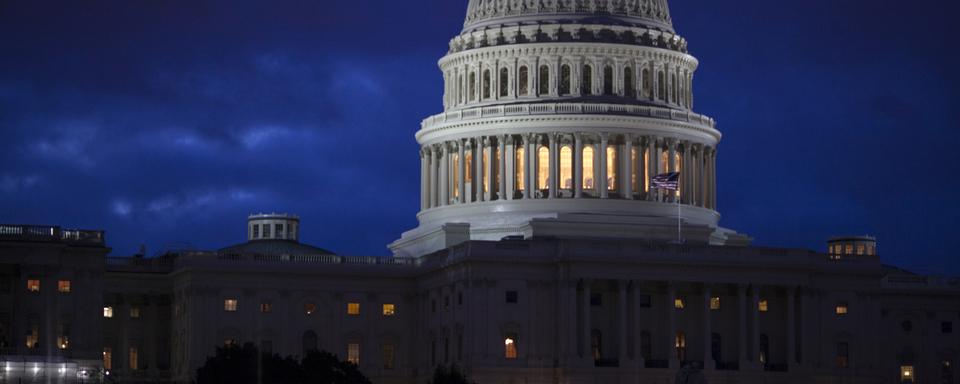 Le Capitole à Washington, photographié de nuit. [Keystone - J. Scott Applewhite]