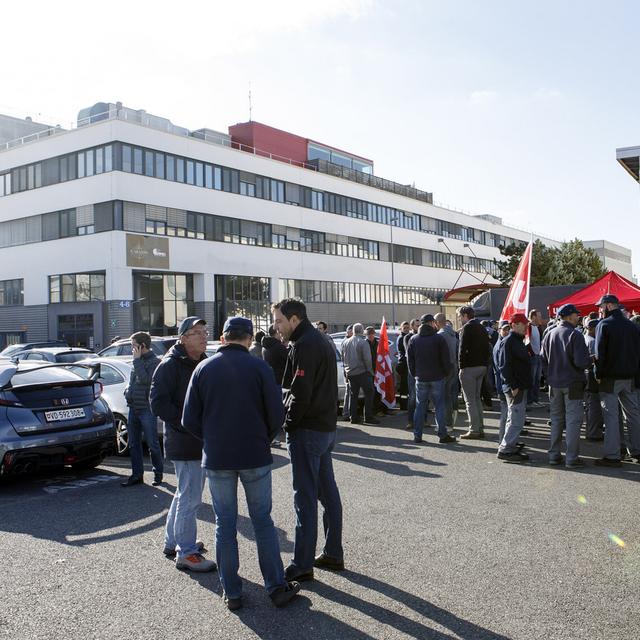 Débrayage sur le site ABB-Sécheron de Satigny (GE), 31.10.2017. [Keystone - Salvatore Di Nolfi]