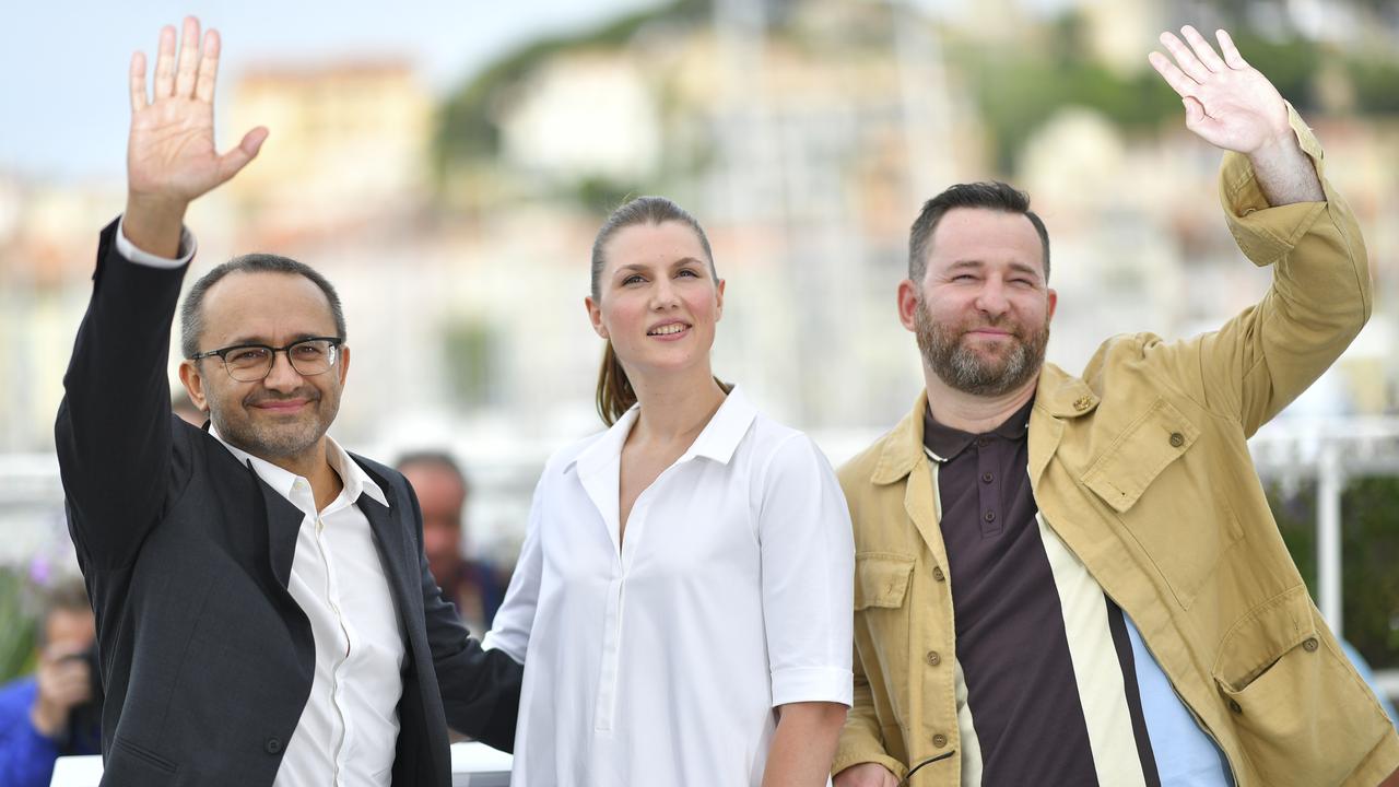 L'équipe du film "Faute d'amour", Andrey Zvyagintsev, Maryana Spivak et Alexey Rozin, en compétition officielle au Festival de Cannes 2017. [AFP - LOIC VENANCE]