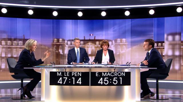 Le débat entre Marine Le Pen et Emmanuel Macron, le 3 mai 2017. [STRINGER / AFP]