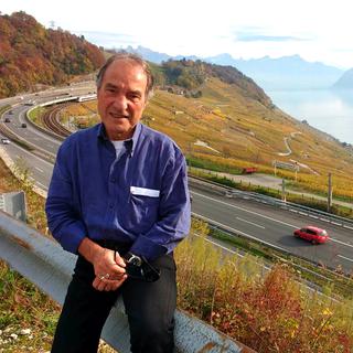 Bertrand Duboux, ancien journaliste sportif, publie "Il faut sauver le vigneron de Lavaux".