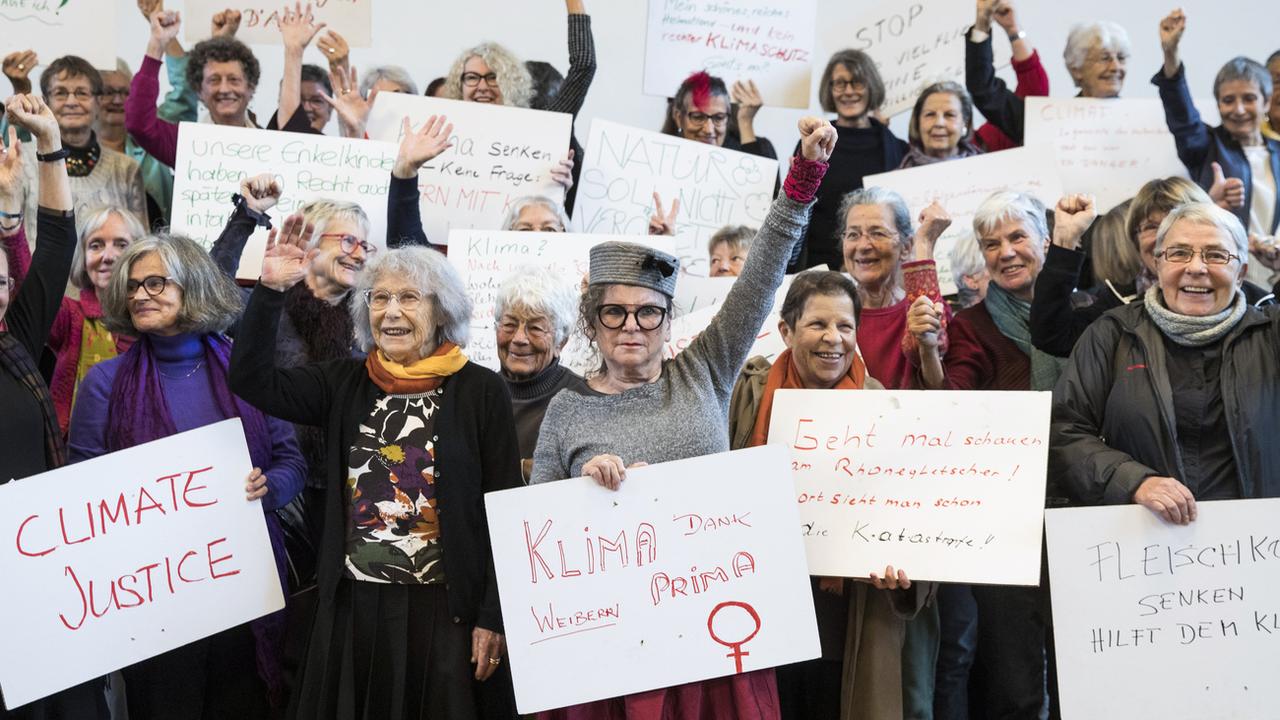 L'association réunit des femmes de la même génération, concernées par la question du climat. [Keystone - Peter Klaunzer]
