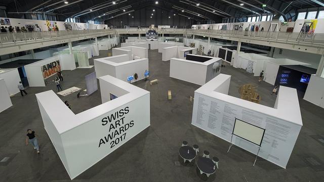 Art Basel, la grande foire annuelle d'art contemporain tient salon sur les rives du Rhin. [EPA/Keystone - Georgios Kefalas]