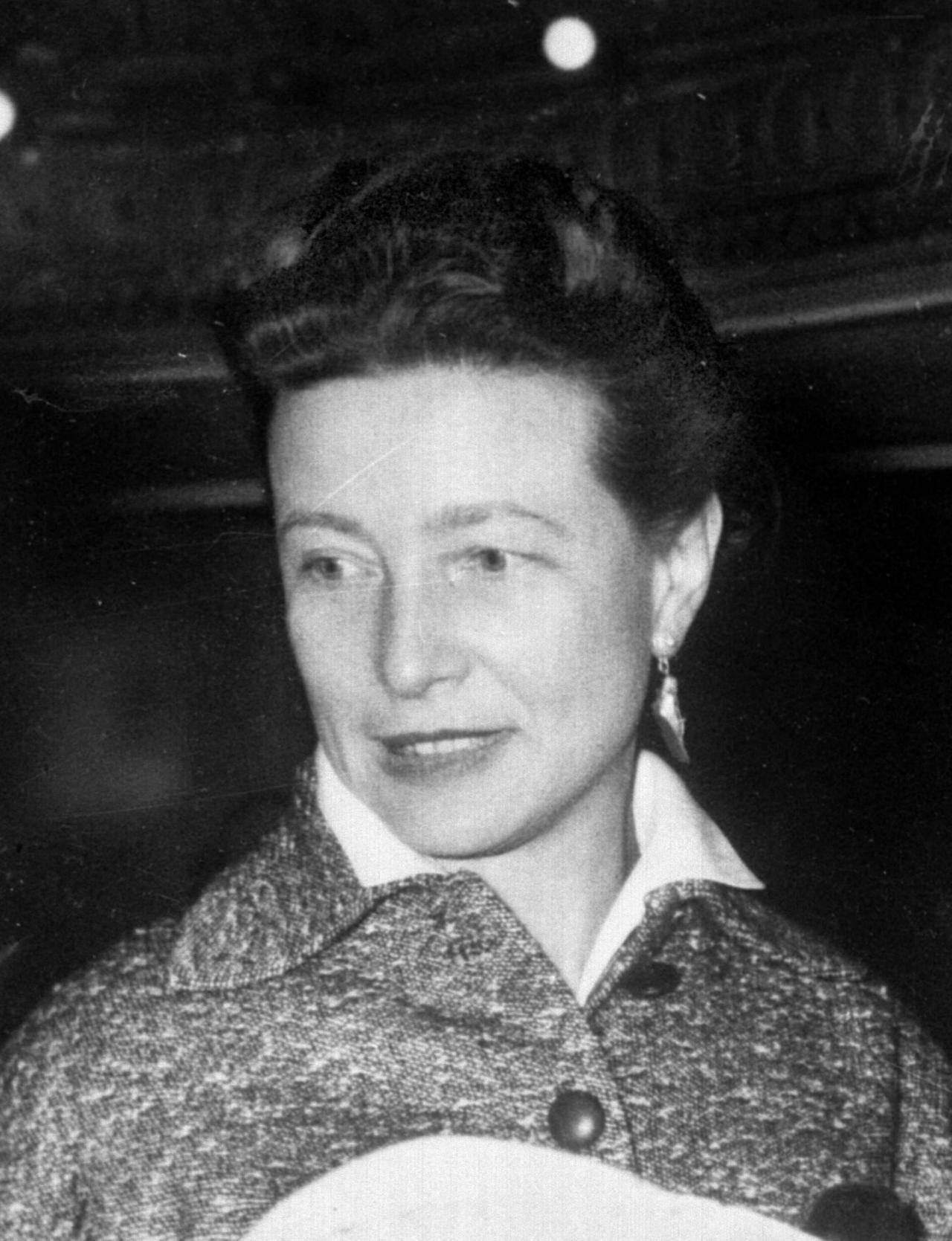 Simone de Beauvoir. [Roger-Viollet - Lipnitzki]