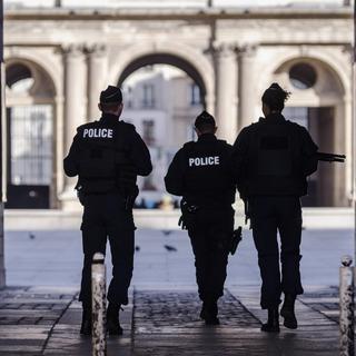 L'opération anti-terroriste franco-suisse aurait conduit à l'arrestation d'au moins 10 personnes (image d'illustration). [AFP - ulien Mattia/NurPhoto]
