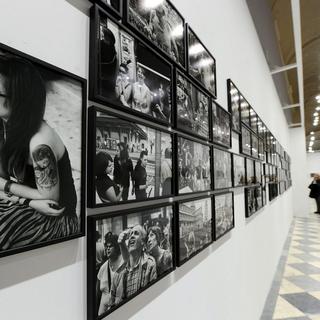 Une exposition des oeuvres de photographes de l'agence Magnum à Turin en 2001 (image prétexte). [EPA/Keystone - Alessandro Di Marco]