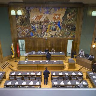 La salle du Parlement valaisan, où doit se dérouler la prestation de serment des membres du Conseil d'Etat. [Dominic Steinmann]