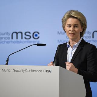 La ministre allemande de la Défense Ursula von der Leyen s'exprime à Munich, ce 17 février 2017. [EPA/PHILIPP GUELLAND - PHILIPP GUELLAND]