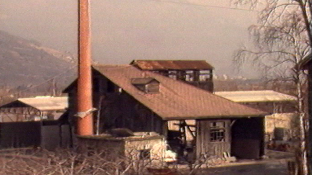 Les bâtiments de la mine de Grône en 1982. [RTS]