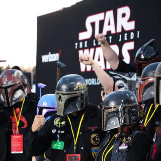 Des fans de Star Wars lors de la première du 8e épisode de la saga, le 9 décembre à Los Angeles. [Keystone - Eugene Garcia - EPA]
