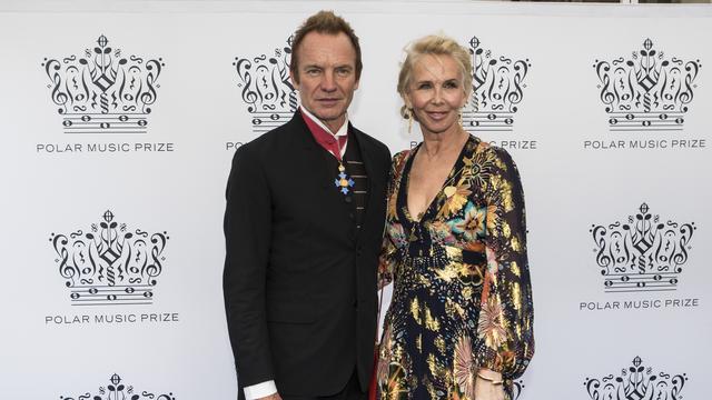 Sting et sa femme Trudie Styler lors de la cérémonie du Polar Music Prize au Konserthuset à Stockholm en 2017. NE PAS UTILISER CETTE IMAGE QUI N'EST PAS LIBRE DE DROITS! [Getty Images - Michael Campanella]