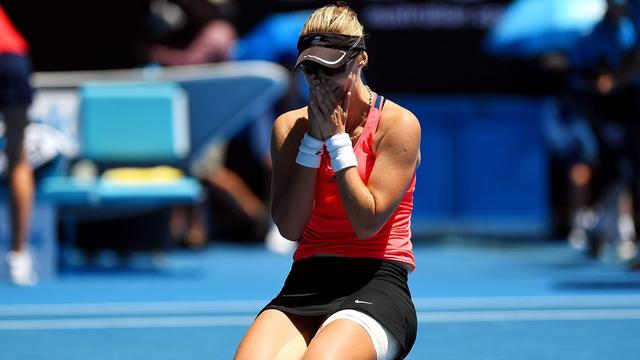 Mirjana Lucic-Baroni n'a pas retenir ses larmes sur la Rod Laver Arena. [Keystone - Lukas Coch]