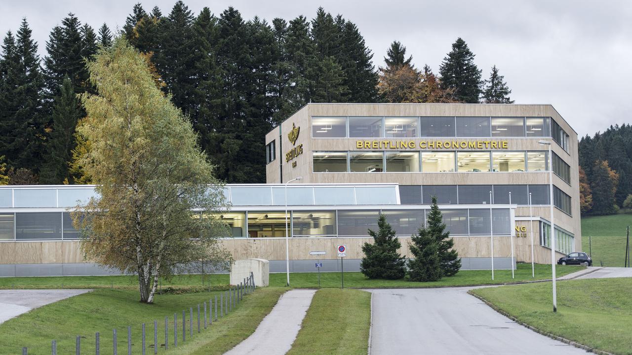 L'un des bâtiments de Breitling à La Chaux-de-Fonds. [Keystone - Christian Beutler]