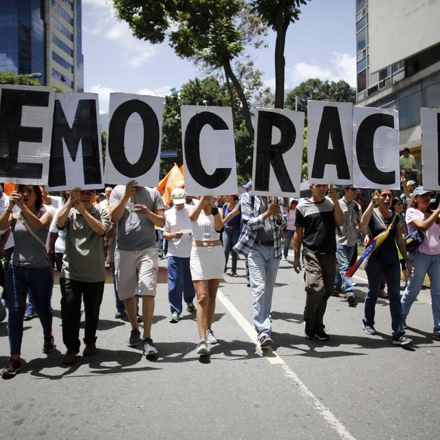 L'ONU se demande si la démocratie existe encore au Venezuela. [Keystone - AP Photo/Ariana Cubillos]