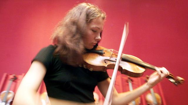 Le concours Yehudid Menuhin est destiné aux violonistes de moins de 22 ans. [Keystone - EPA/Gerry Penny]